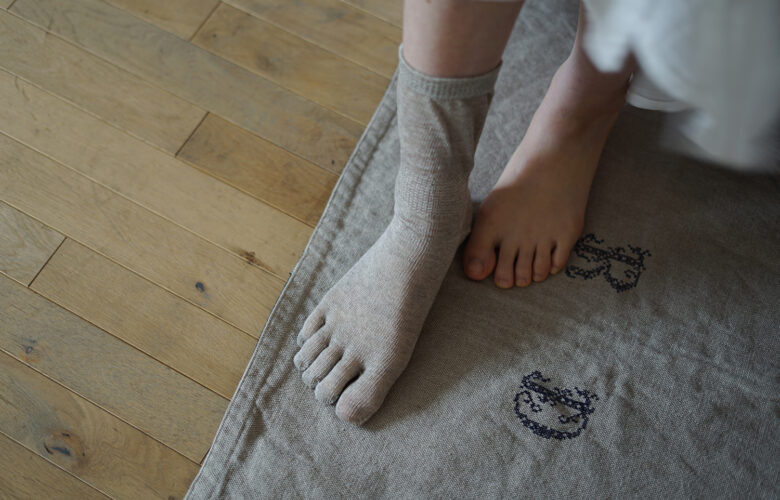 Silk Linen Five Finger Socks